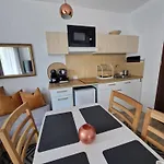 Dom Przy Plazy * Устроне-Морске