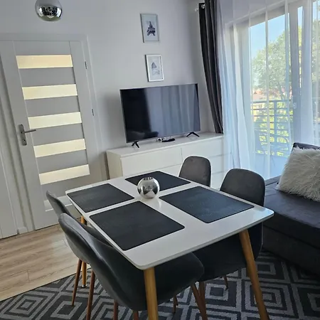 Dom Przy Plazy Apartment