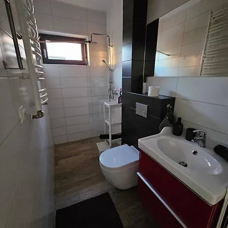 Dom Przy Plaży Apartament *
